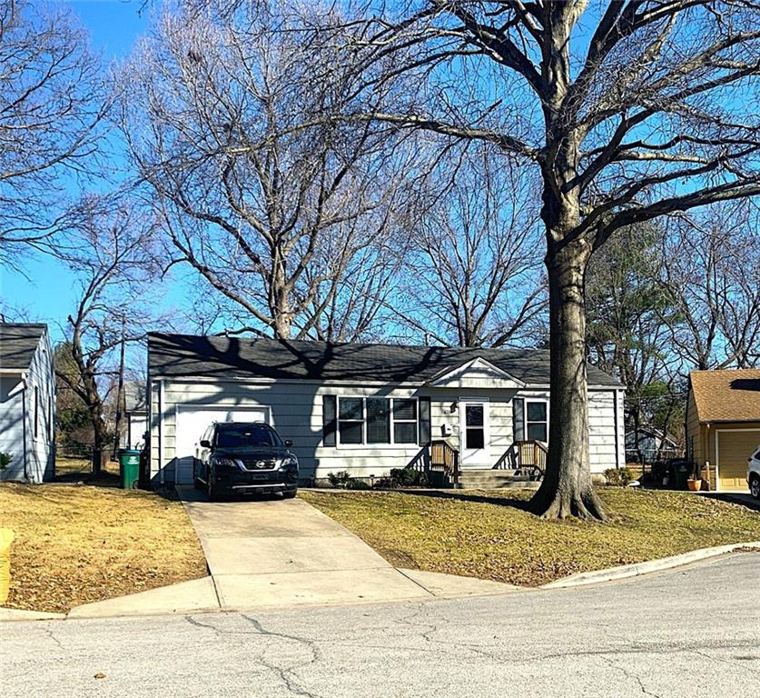 Listing Photo MLS #HMS2537453