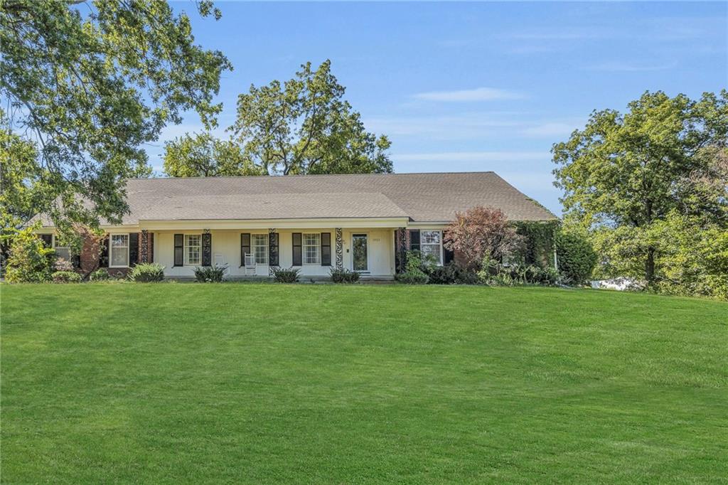 Listing Photo MLS #HMS2537570