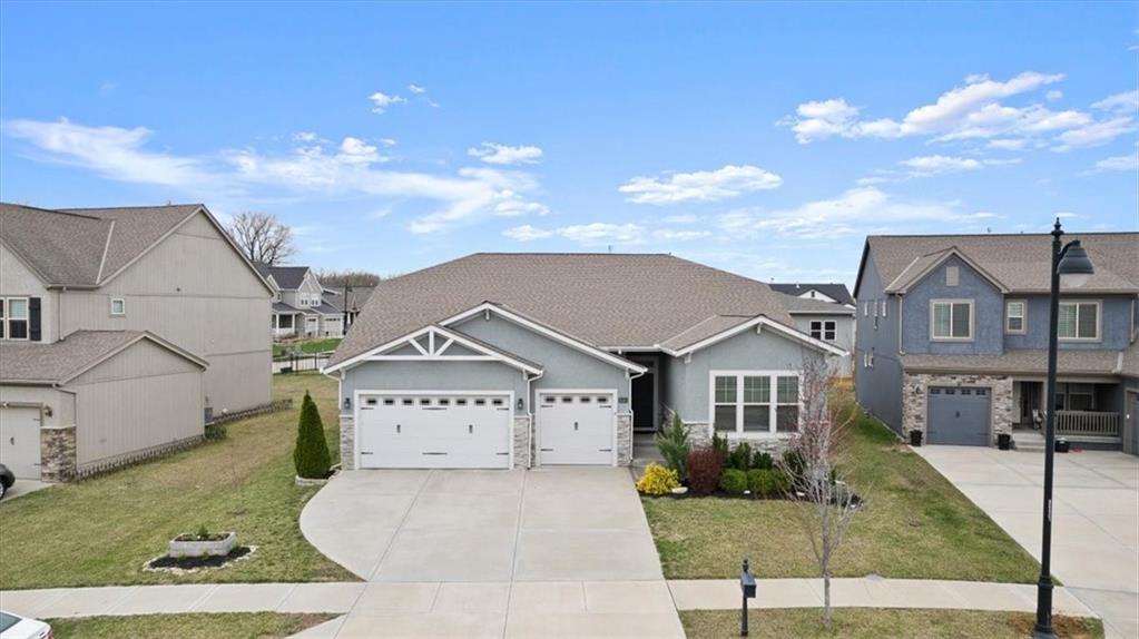 Listing Photo MLS #HMS2537576