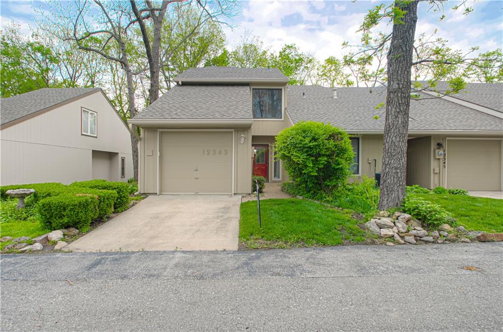 Listing Photo MLS #HMS2537643
