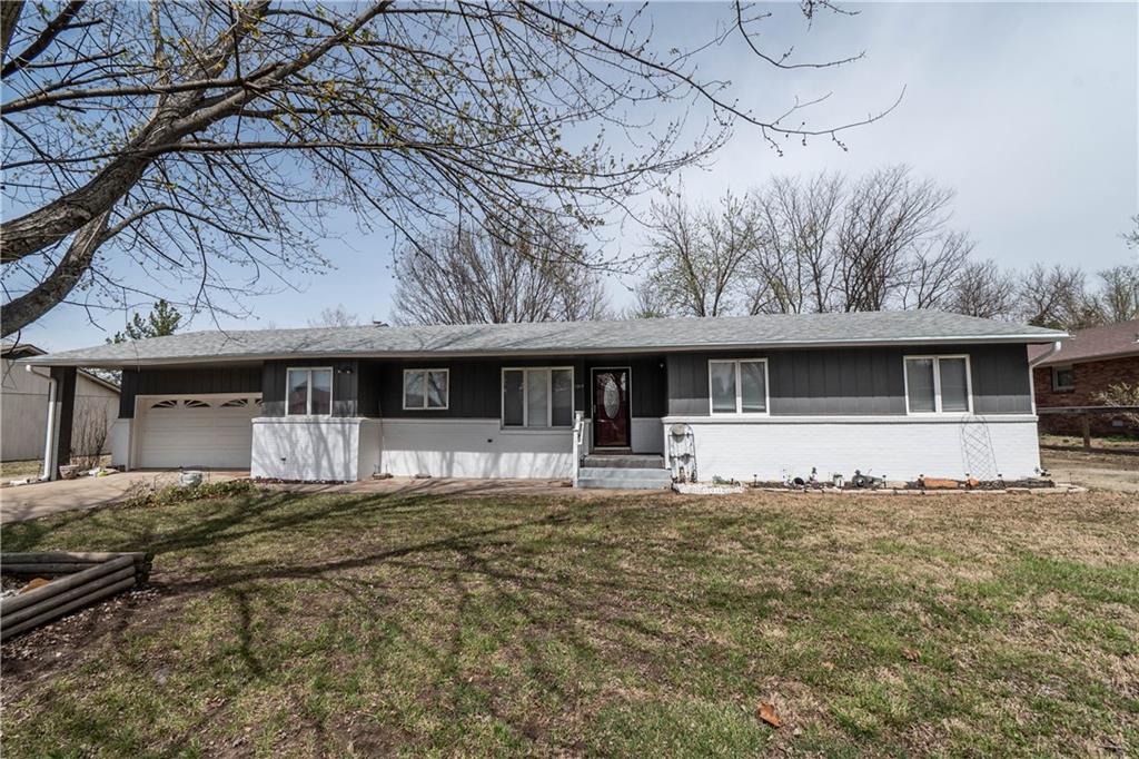 Listing Photo MLS #HMS2538045