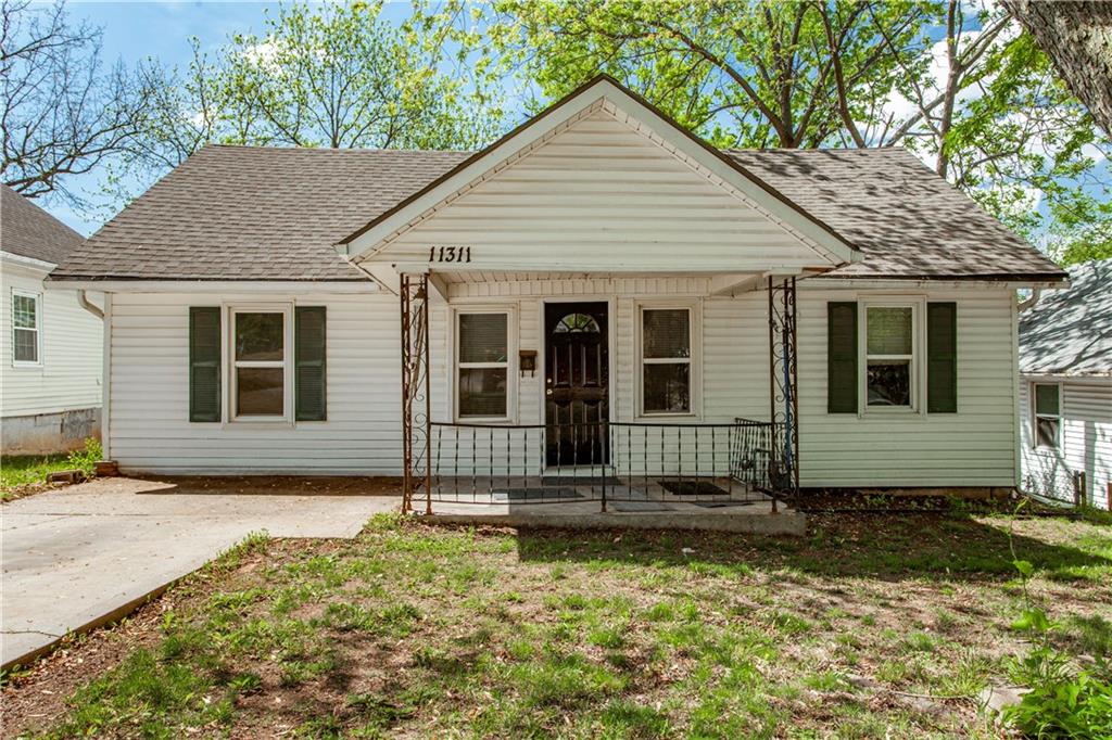 Listing Photo MLS #HMS2538081