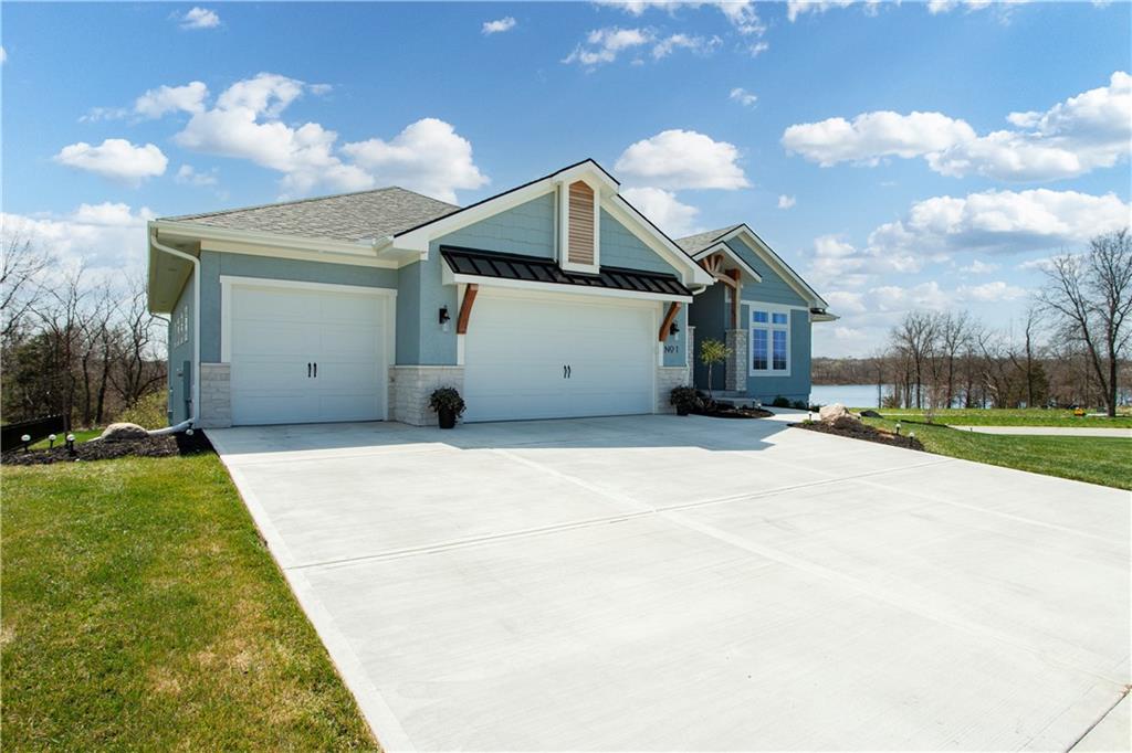Listing Photo MLS #HMS2538133