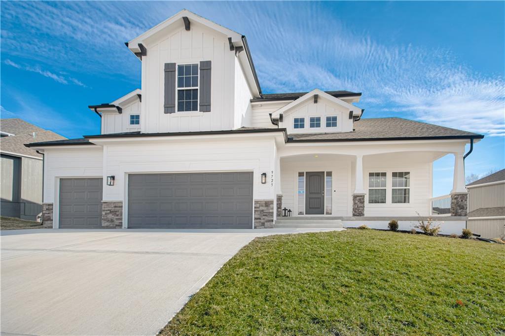 Listing Photo MLS #HMS2538307