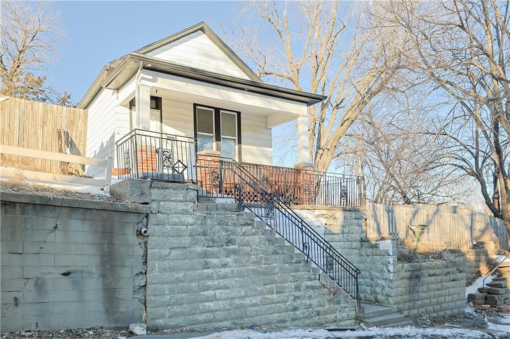 Listing Photo MLS #HMS2538374