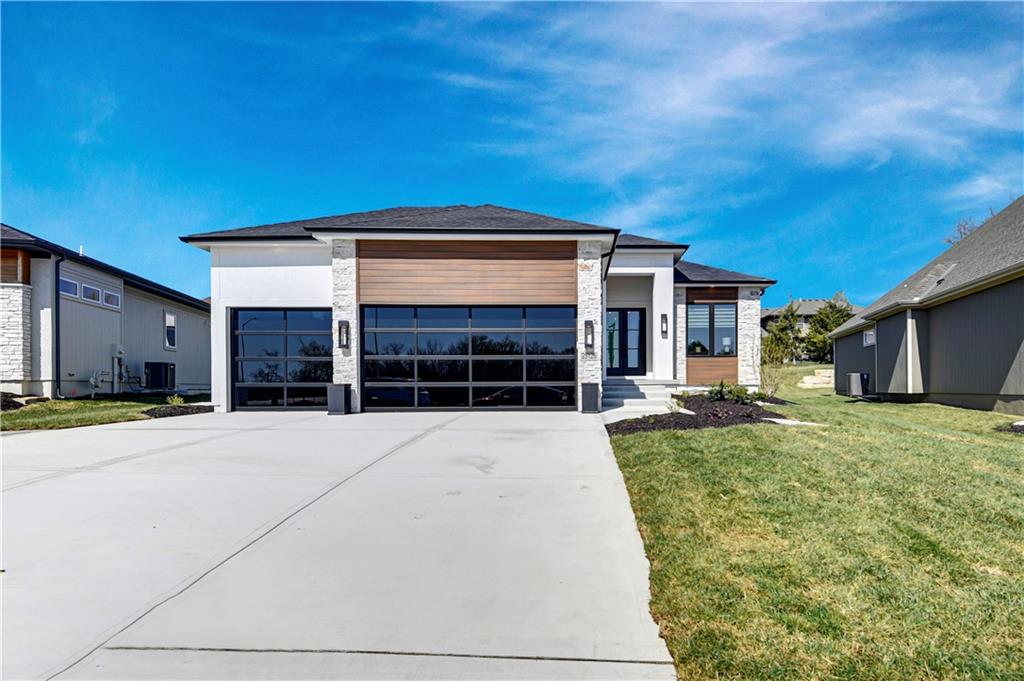 Listing Photo MLS #HMS2538481