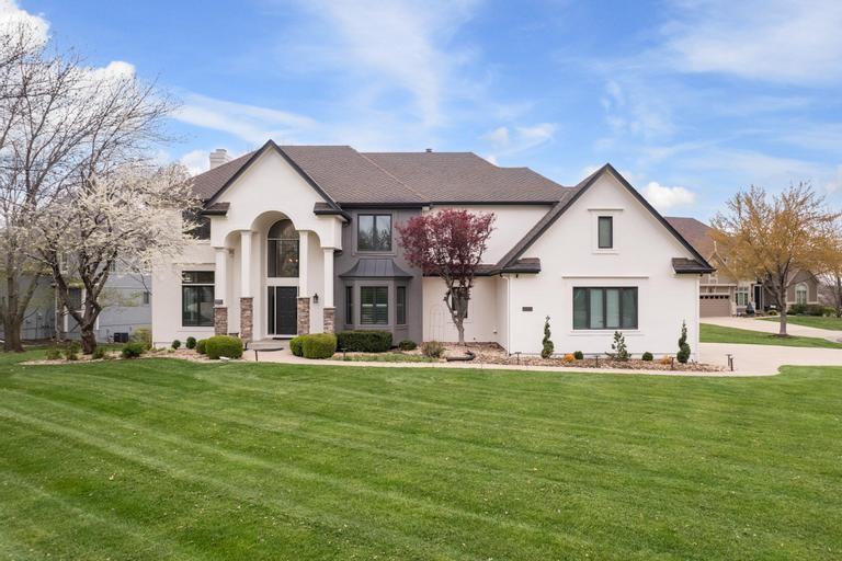 Listing Photo MLS #HMS2538582