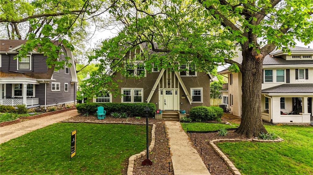 Listing Photo MLS #HMS2538983