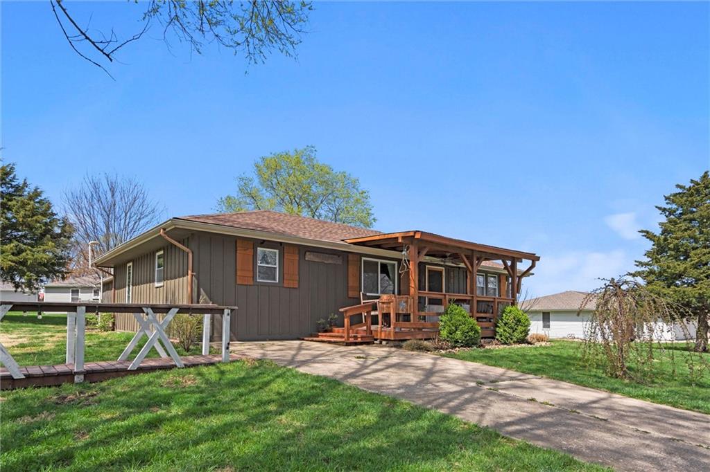 Listing Photo MLS #HMS2539121