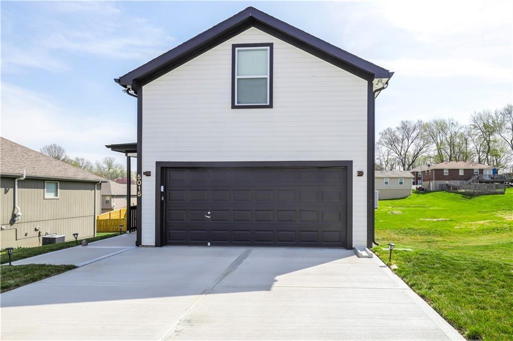 Listing Photo MLS #HMS2539594