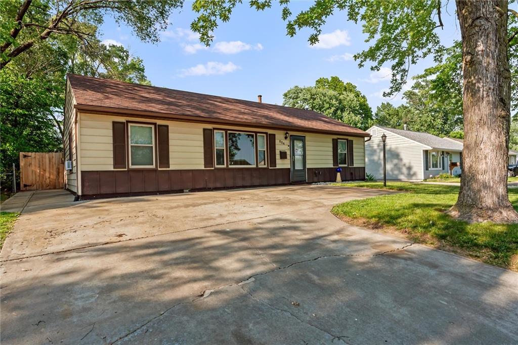 Listing Photo MLS #HMS2539715