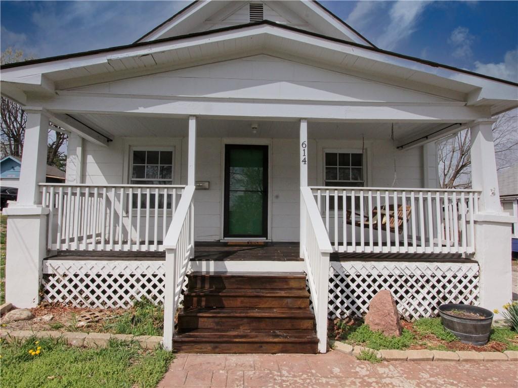 Listing Photo MLS #HMS2539772