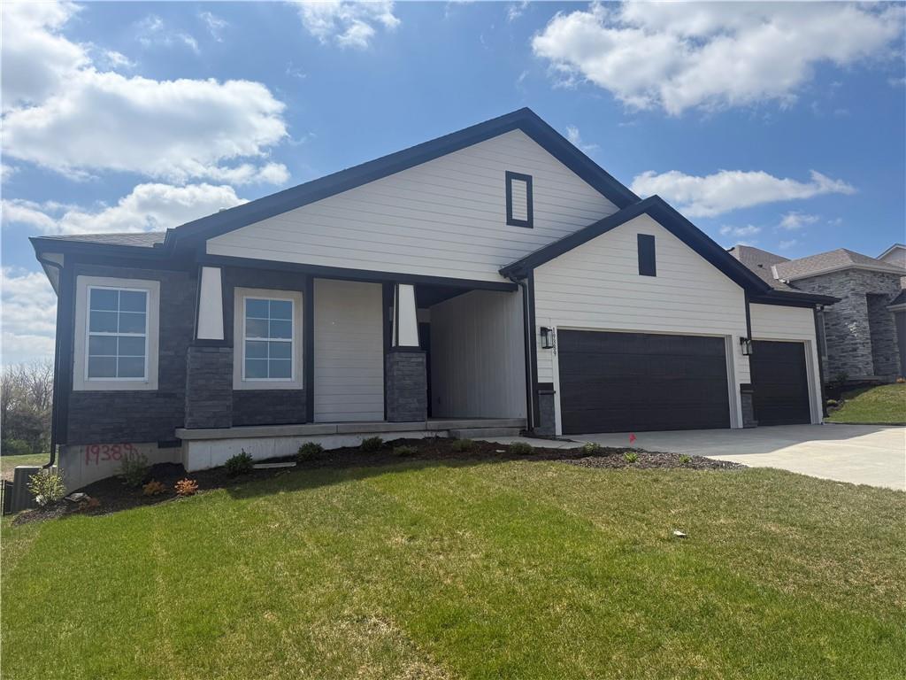 Listing Photo MLS #HMS2539805
