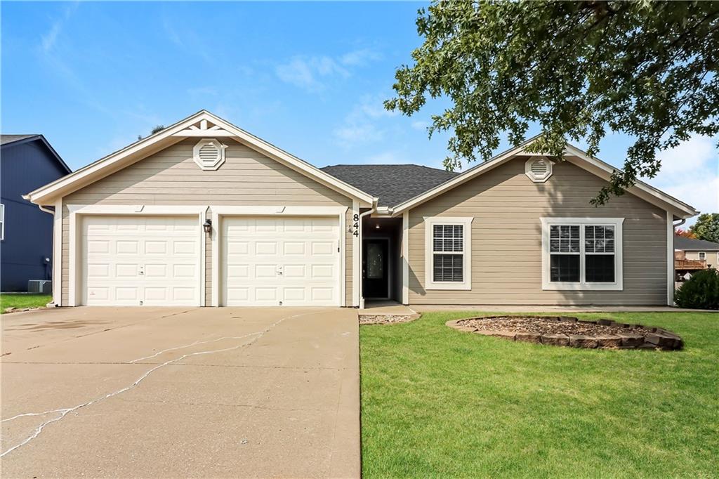 Listing Photo MLS #HMS2539845