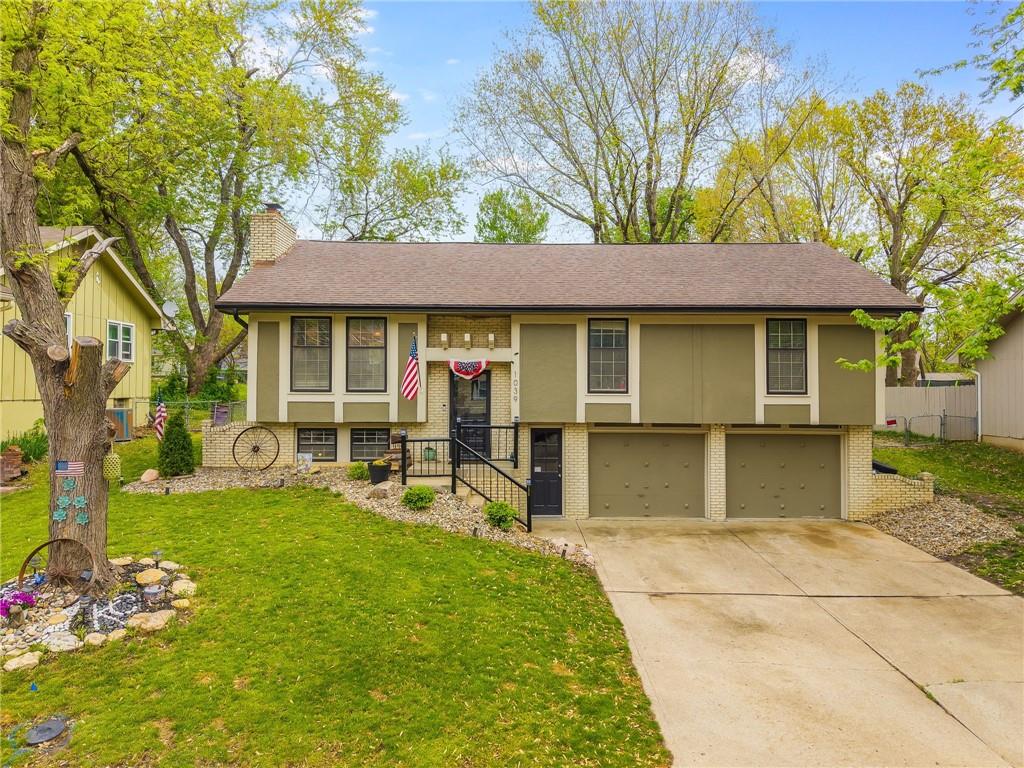 Listing Photo MLS #HMS2541063