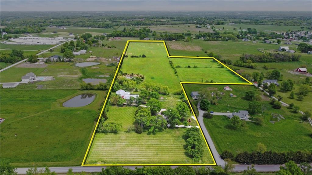 Listing Photo MLS #HMS2541407
