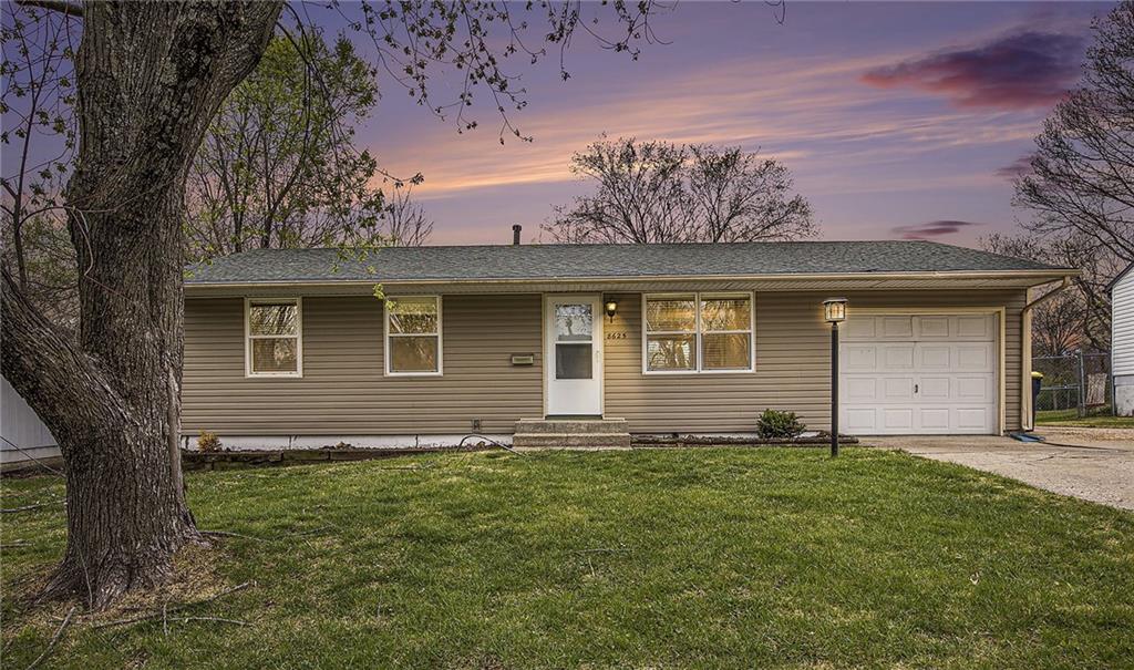 Listing Photo MLS #HMS2541546