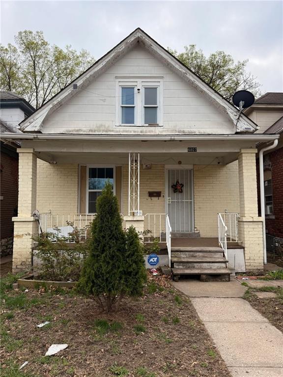 Listing Photo MLS #HMS2541647