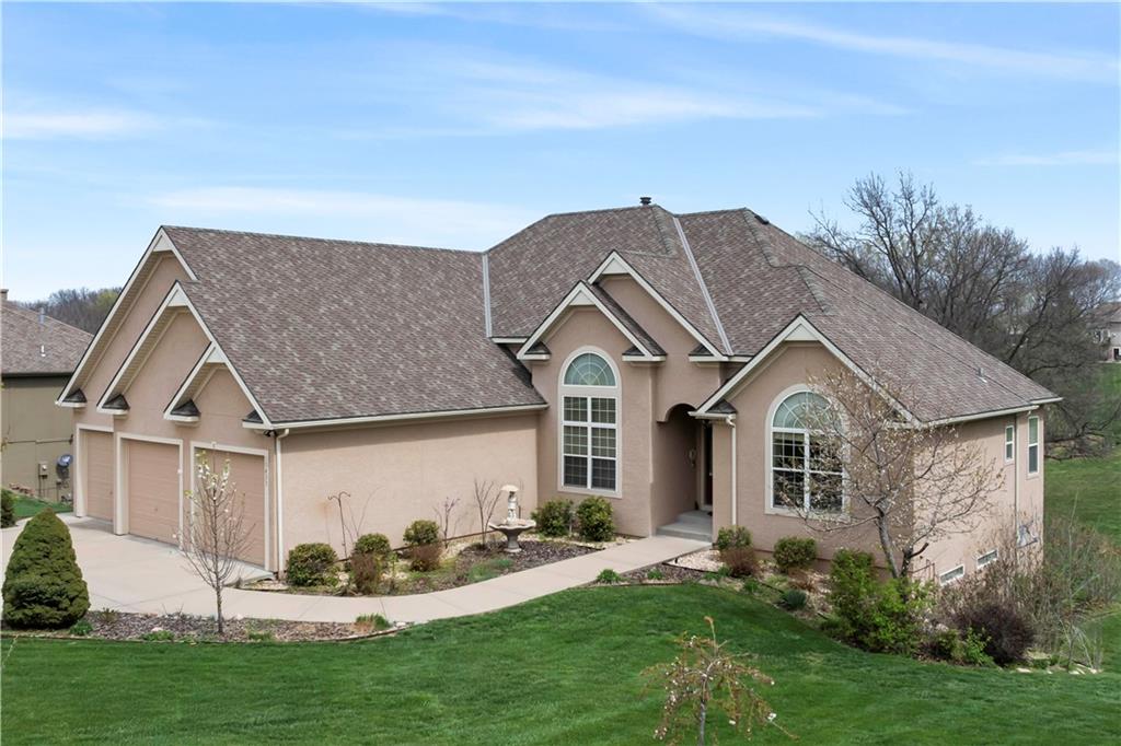 Listing Photo MLS #HMS2541814