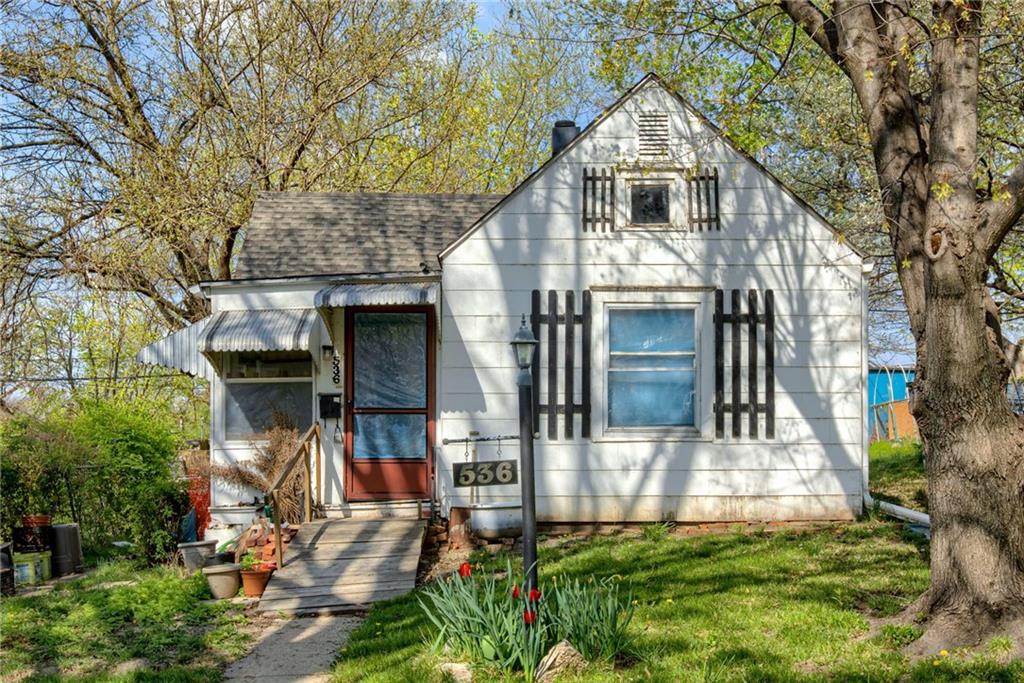 Listing Photo MLS #HMS2541855