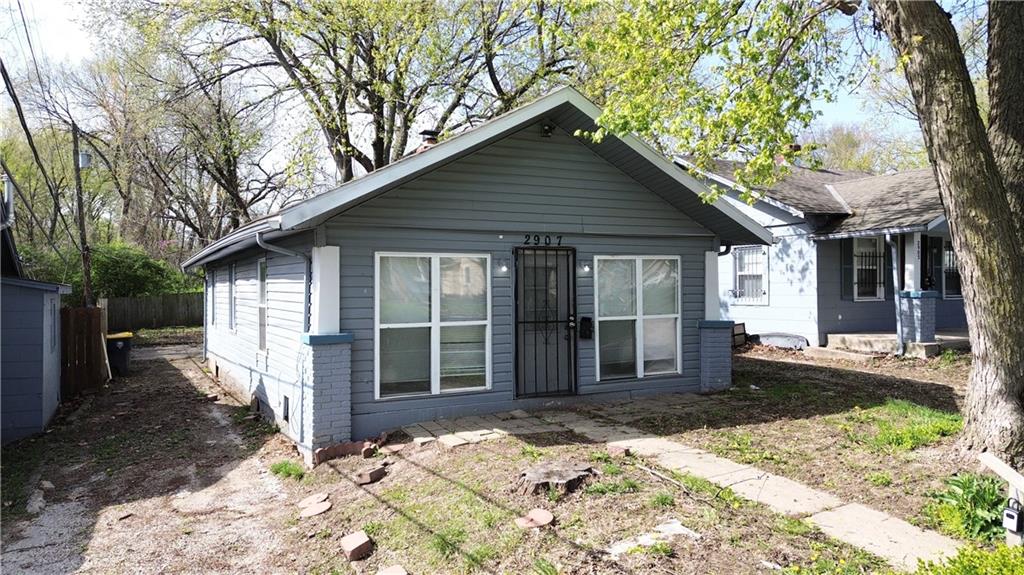 Listing Photo MLS #HMS2541911