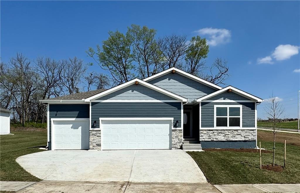 Listing Photo MLS #HMS2541943