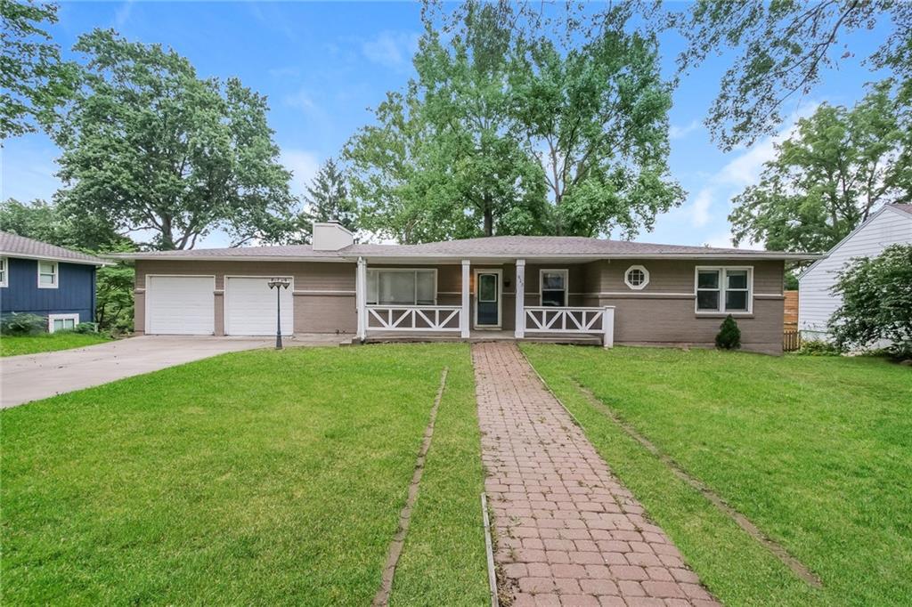 Listing Photo MLS #HMS2542074