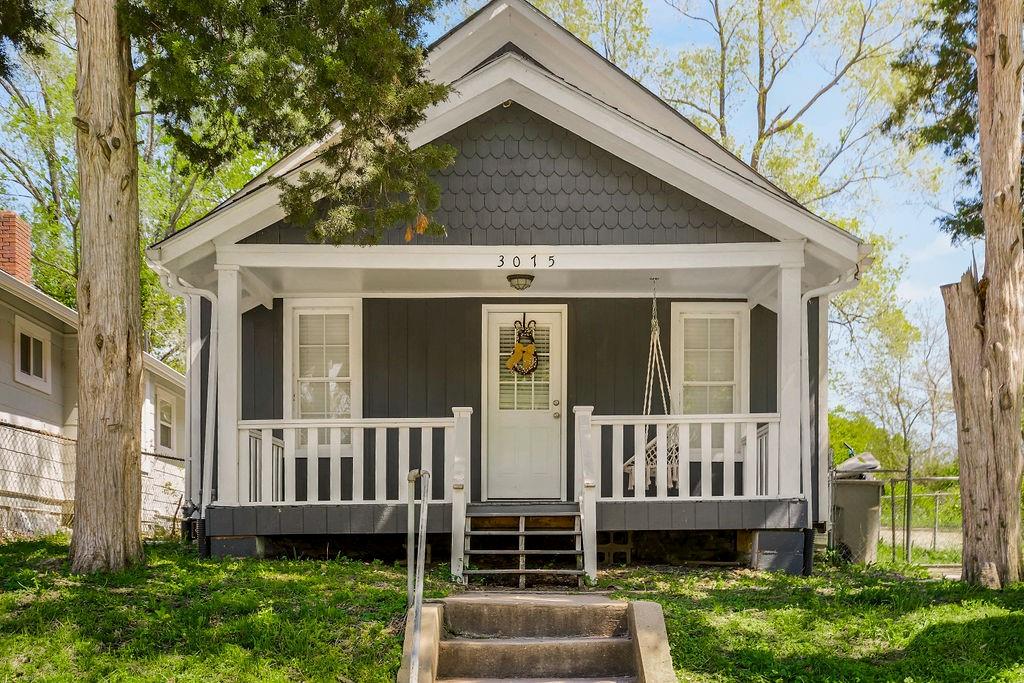 Listing Photo MLS #HMS2542184