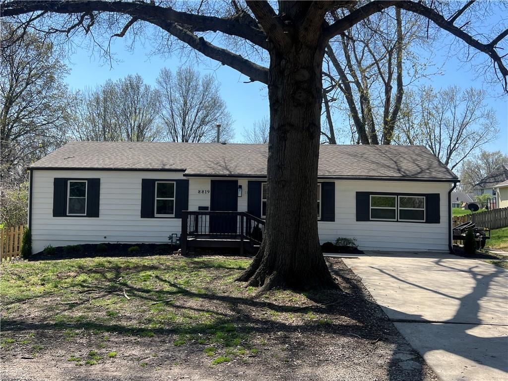 Listing Photo MLS #HMS2542187