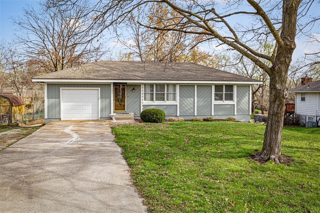 Listing Photo MLS #HMS2542294