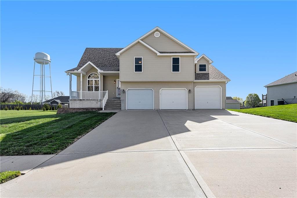 Listing Photo MLS #HMS2542322