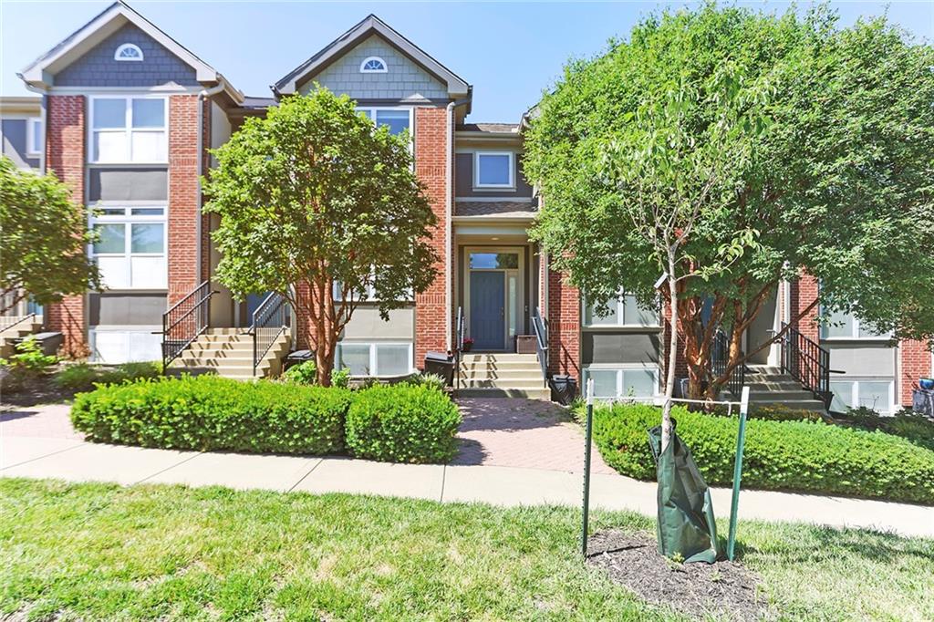 Listing Photo MLS #HMS2542348