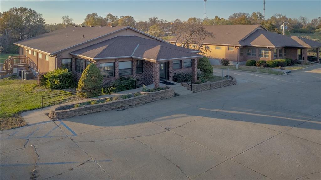 Listing Photo MLS #HMS2542377
