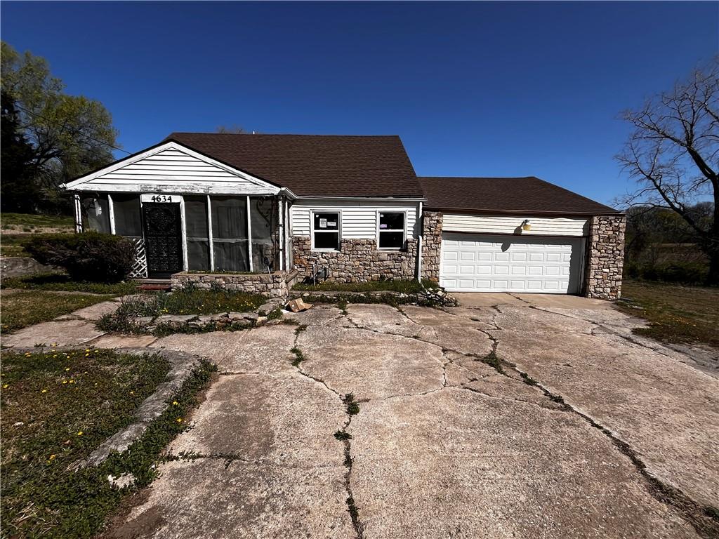Listing Photo MLS #HMS2542492