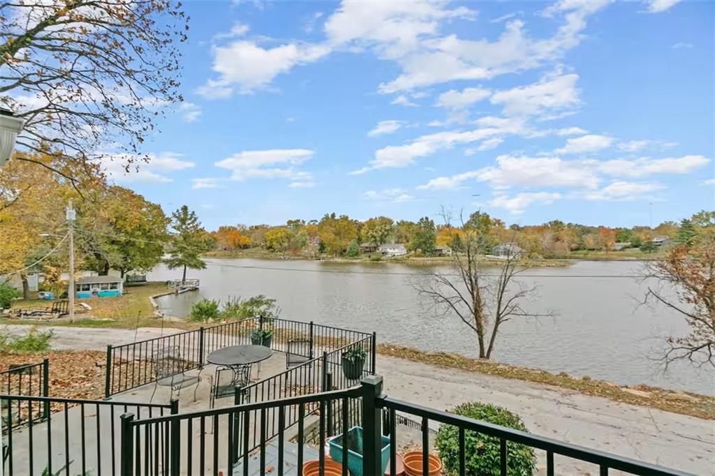 Listing Photo MLS #HMS2542549