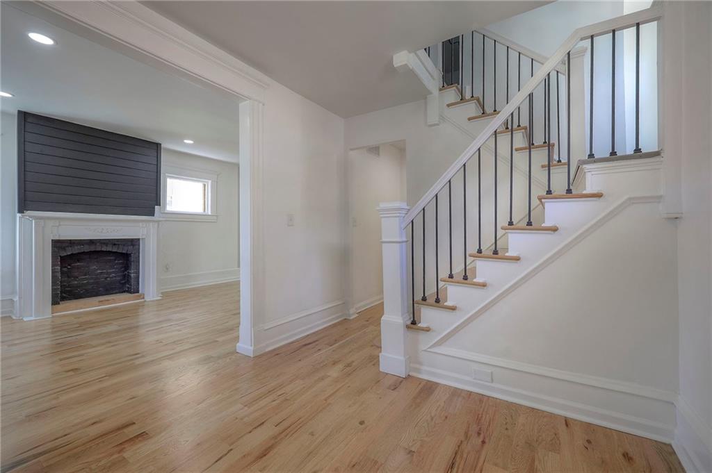 Listing Photo MLS #HMS2542851
