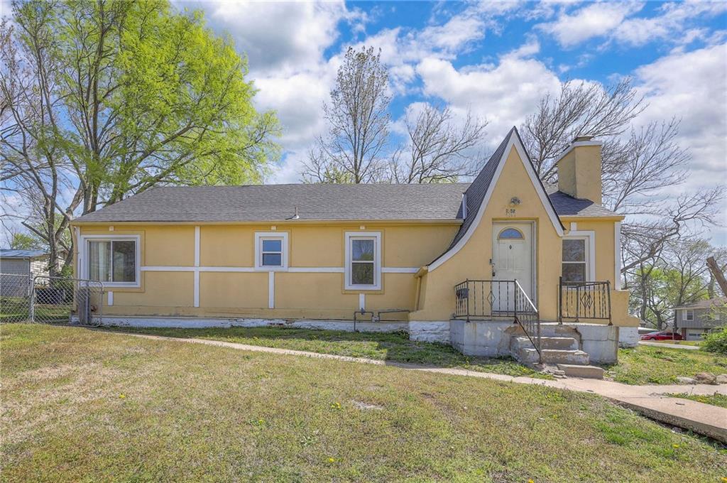 Listing Photo MLS #HMS2542892