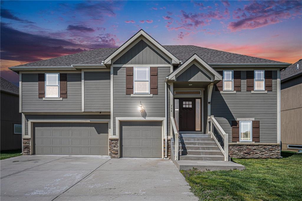 Listing Photo MLS #HMS2542916