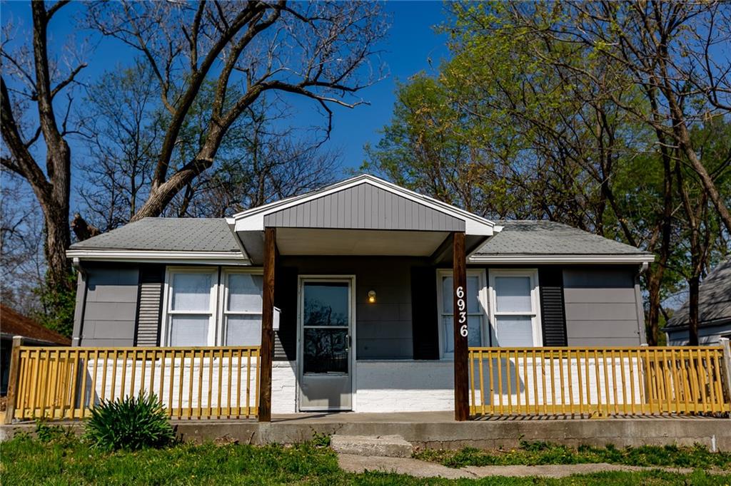 Listing Photo MLS #HMS2542919