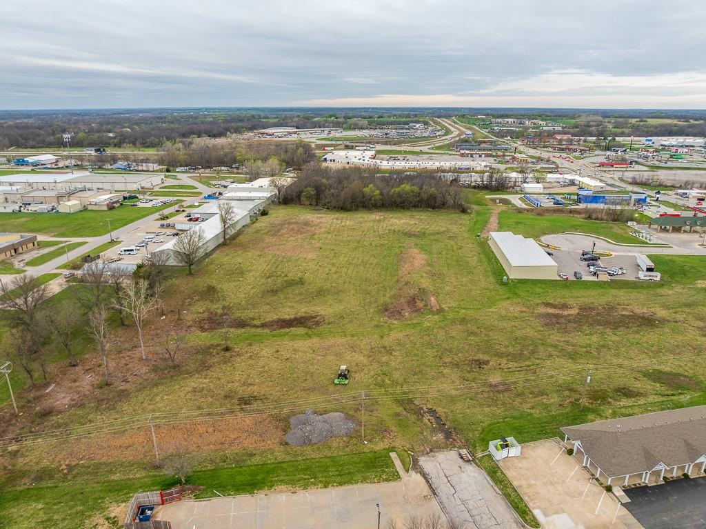 Listing Photo MLS #HMS2542973