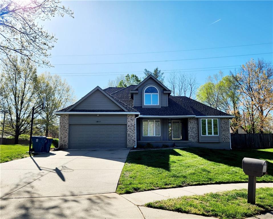 Listing Photo MLS #HMS2543576