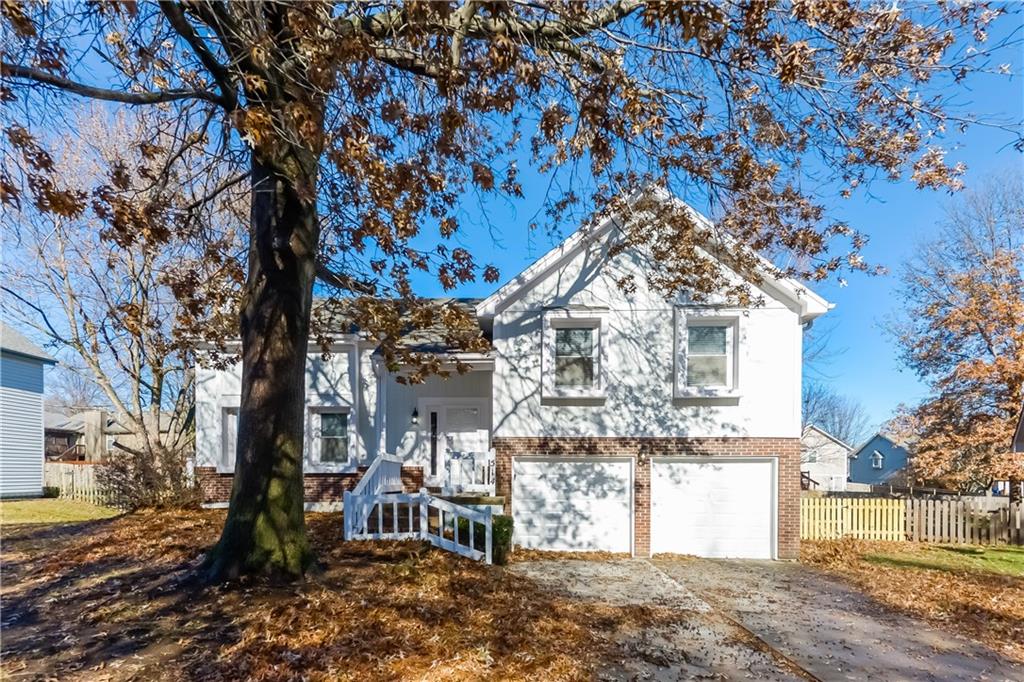 Listing Photo MLS #HMS2543591