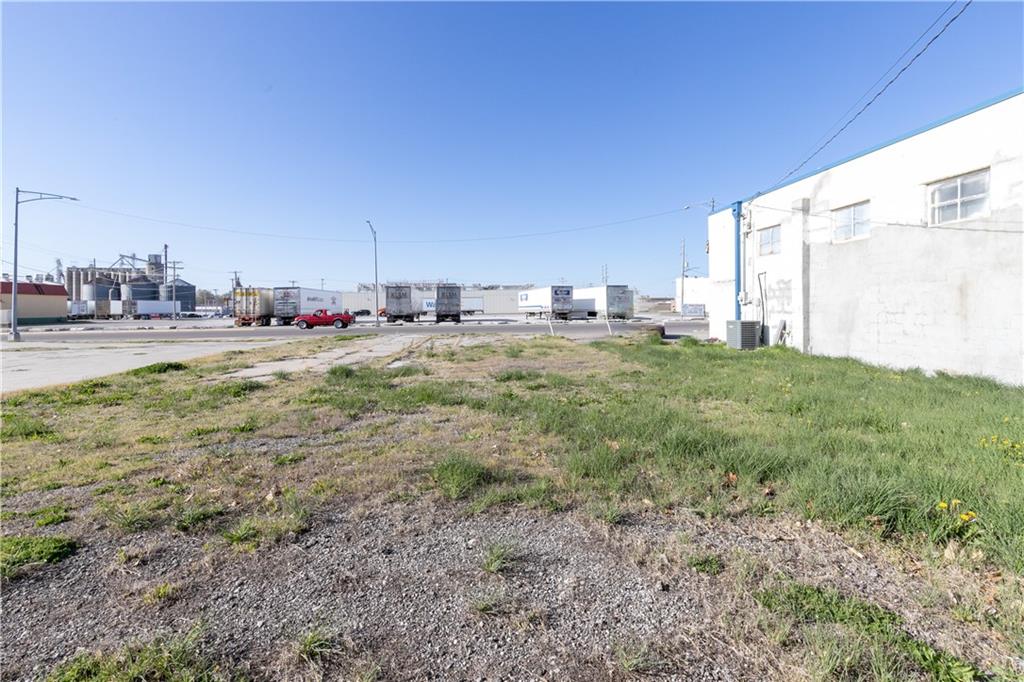 Listing Photo MLS #HMS2543832
