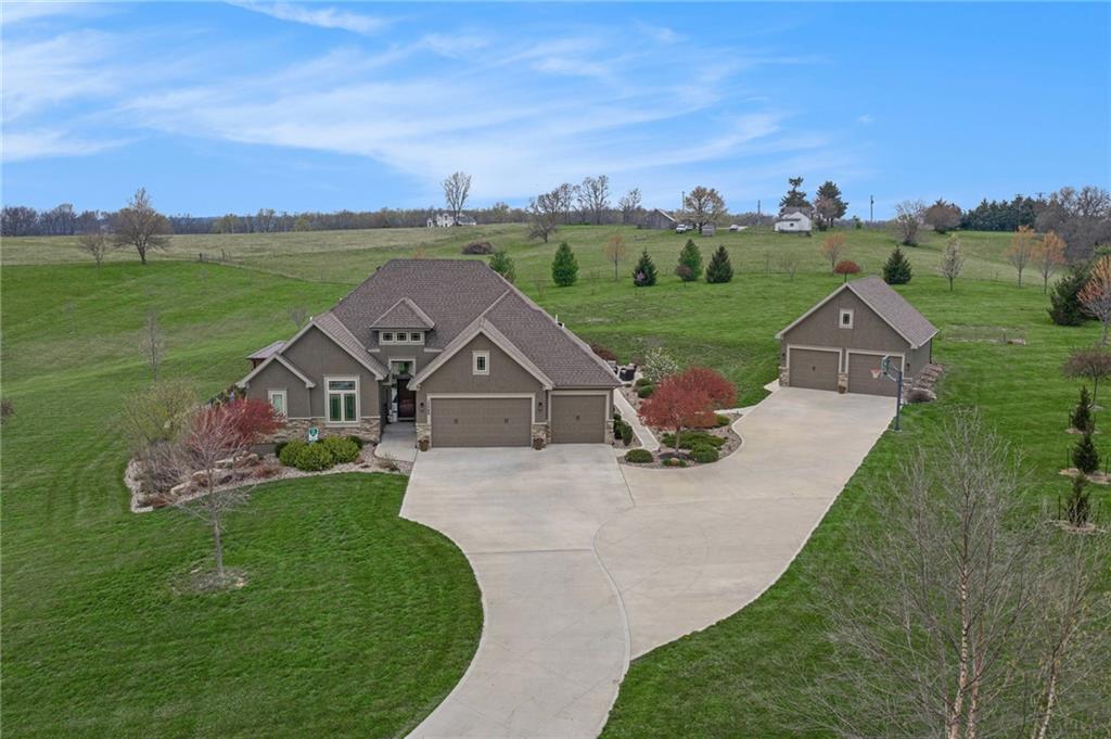 Listing Photo MLS #HMS2543941