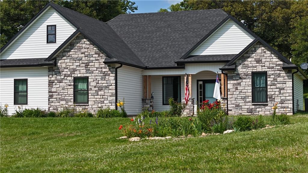 Listing Photo MLS #HMS2543968