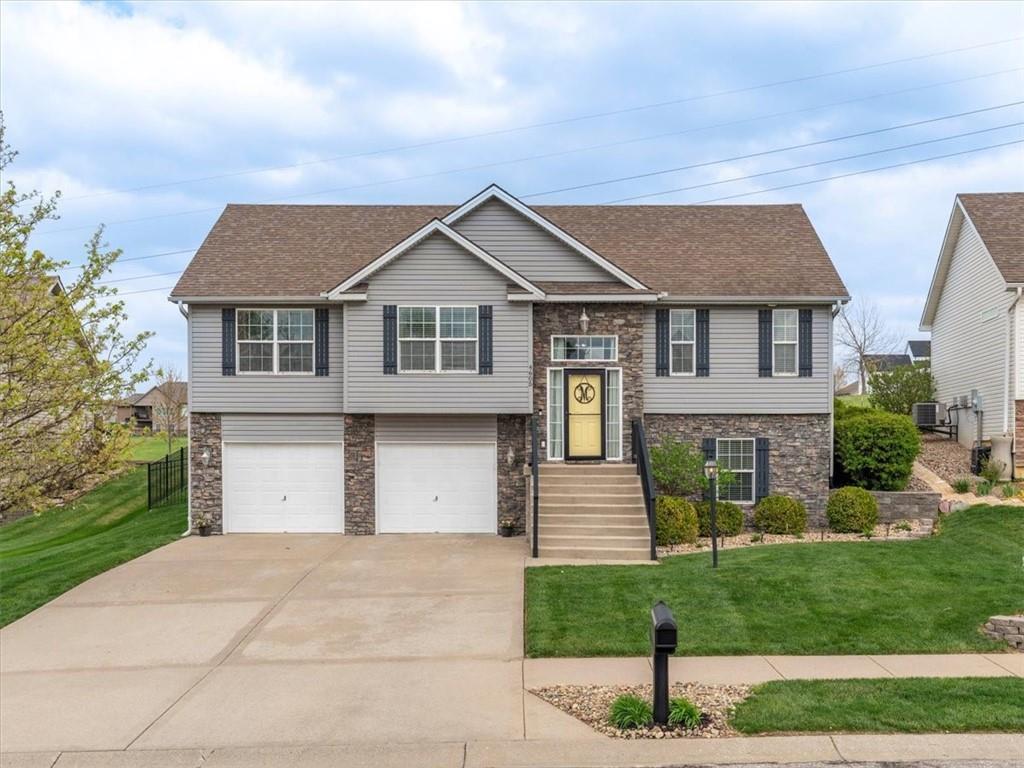 Listing Photo MLS #HMS2544087