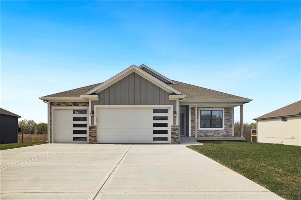 Listing Photo MLS #HMS2544158