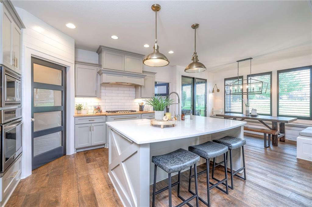 Listing Photo MLS #HMS2544205