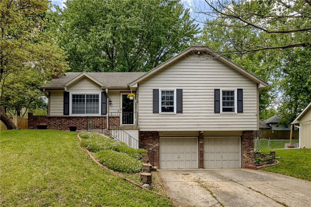 Listing Photo MLS #HMS2544299