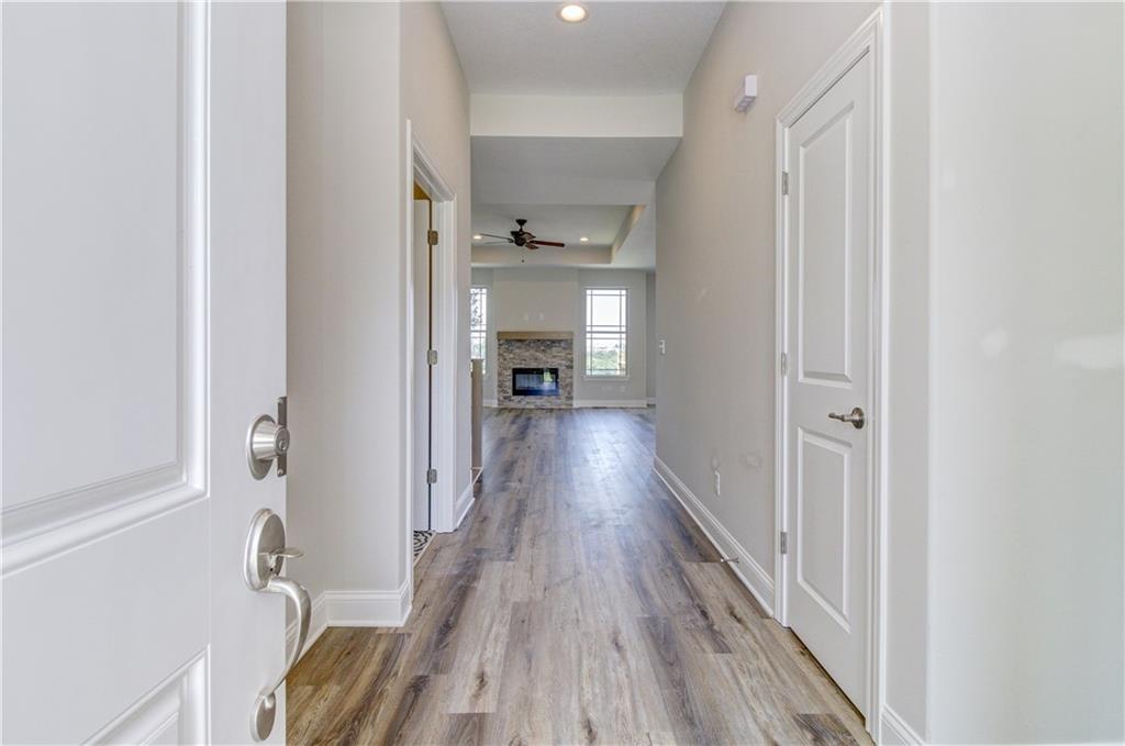 Listing Photo MLS #HMS2544329
